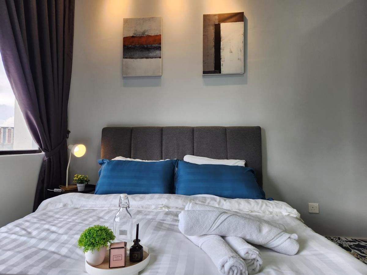 Taman Equine Comfy Studio#Greenery View#4 Pax#Aeon Mall Seri Kembangan Exterior photo