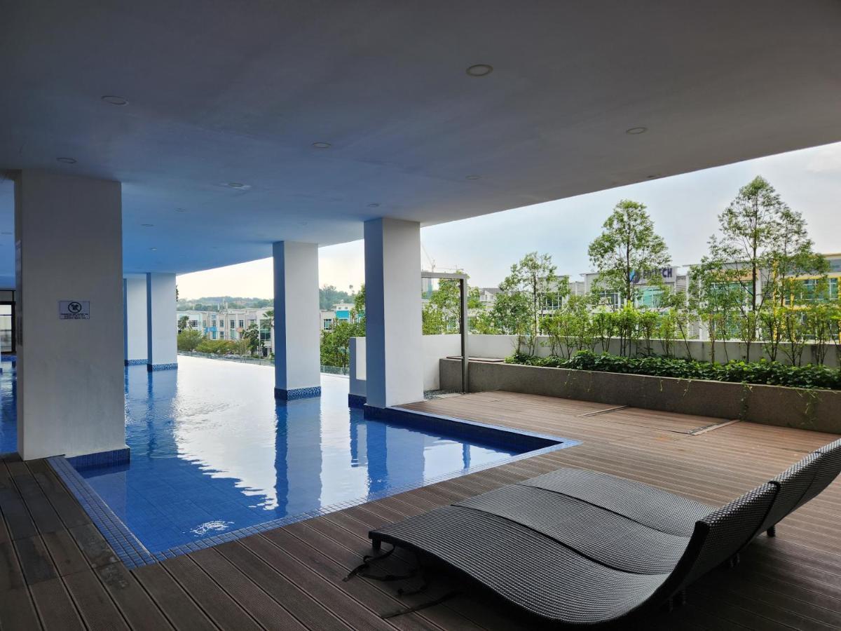Taman Equine Comfy Studio#Greenery View#4 Pax#Aeon Mall Seri Kembangan Exterior photo