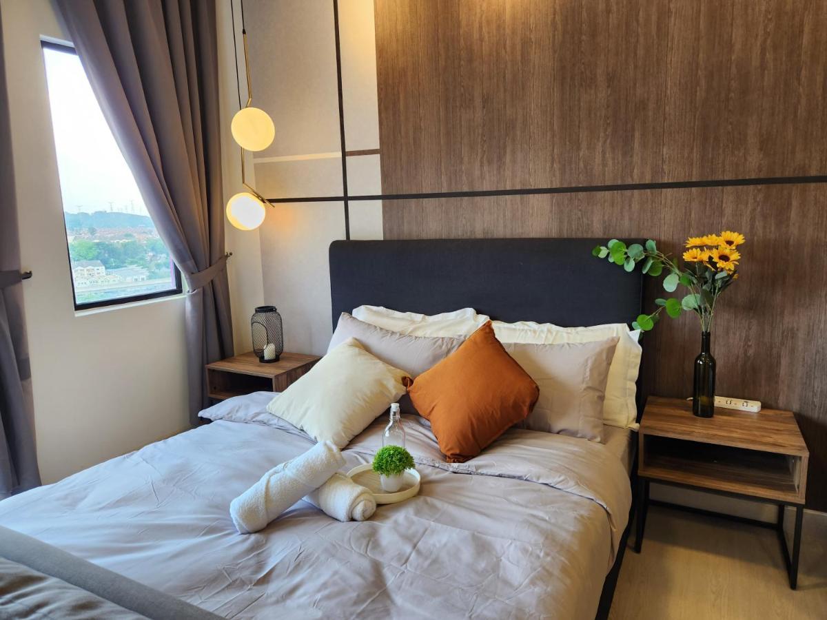 Taman Equine Comfy Studio#Greenery View#4 Pax#Aeon Mall Seri Kembangan Exterior photo